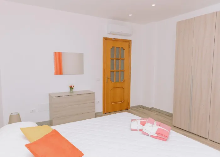 Modianus * Vico Equense